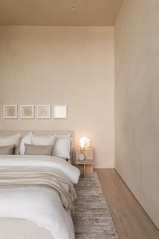 Camera da Letto in stile mediterraneo di 50 di Andrea Benedetti Architetto