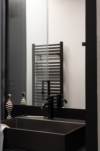 Bagno in stile contemporaneo di 3 di MatStudio