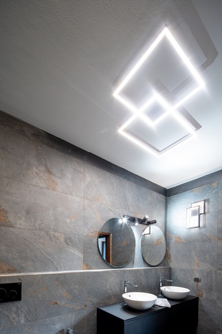 Bagno in stile contemporaneo di 6 di AD Design