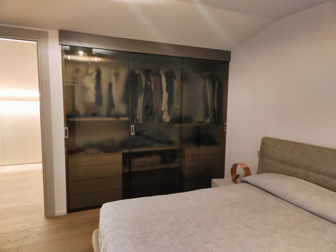 Camera da Letto in stile moderno di 15 di INsiDE. Architettura e Design