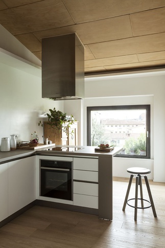 Cucina in stile moderno di 20 di Brando Cimarosti Photography