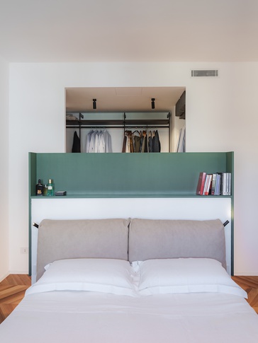 Camera da Letto in stile minimal di 22 di Studio Tandem Architetti