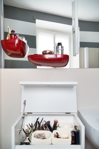 Bagno in stile minimal di 5 di Teresa Paratore Studio