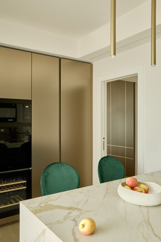 Cucina in stile contemporaneo di 15 di EasyRelooking srls Cucina in stile contemporaneo di 15 di EasyRelooking srls