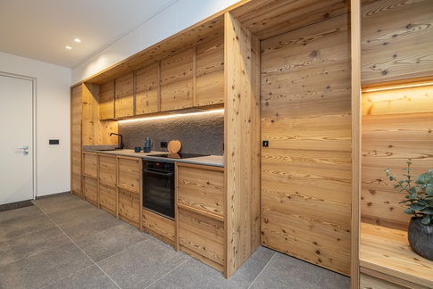 Open Space in stile minimal di 40 di Arredamenti Andalo Open Space in stile minimal di 40 di Arredamenti Andalo