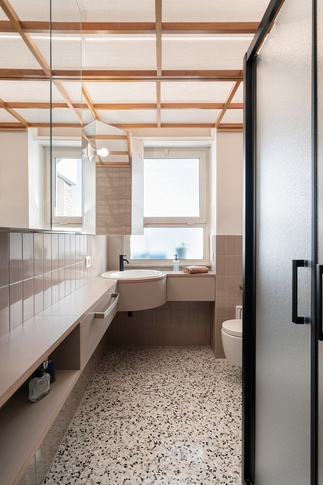 Bagno in stile contemporaneo di 4 di Alessandra Forino