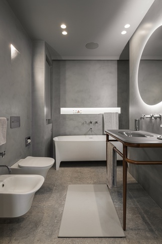 Bagno in stile contemporaneo di 6 di architetto Caterina Martini