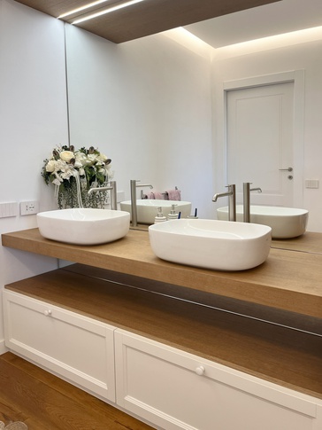 Bagno di Servizio in stile rustico di 5 di JFD Juri Favilli Design