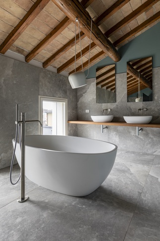 Bagno in stile contemporaneo di 20 di Andrea Benedetti Architetto