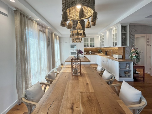 Sala da Pranzo in stile rustico di 5 di JFD Juri Favilli Design