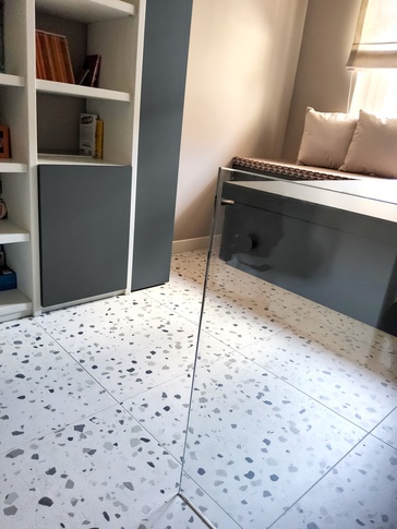 Studio in stile contemporaneo di 8 di Studio MAC Studio in stile contemporaneo di 8 di Studio MAC