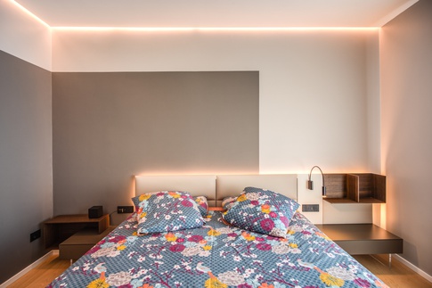 Camera da Letto in stile contemporaneo di 15 di MOB Architects