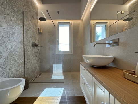 Bagno in stile rustico di 5 di JFD Juri Favilli Design