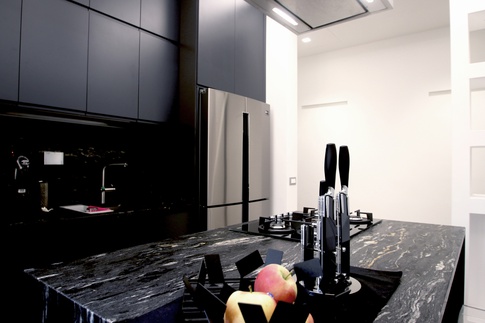 Cucina in stile contemporaneo di 12 di BB1 Architettura & Design