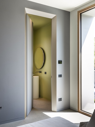 Bagno in stile contemporaneo di 12 di Andrea Benedetti Architetto