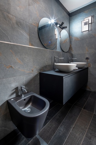 Bagno in stile contemporaneo di 6 di AD Design