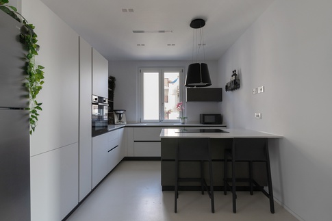 Cucina in stile contemporaneo di 13 di Giuseppe Falcone Architetto