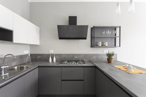 Cucina in stile minimal di 20 di Architettura 42