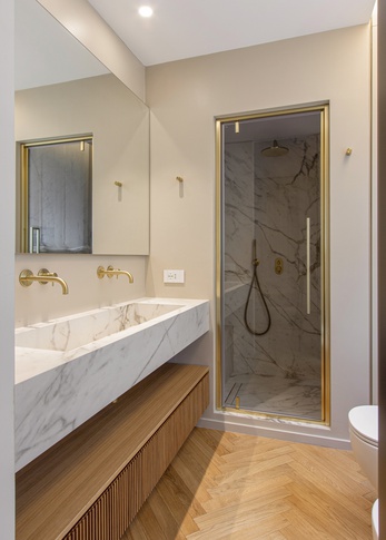 Bagno in stile contemporaneo di 5 di Ilaria Errigo Interior Design