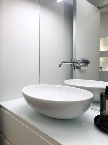 Bagno di Servizio in stile contemporaneo di 3 di Francesca Macellari