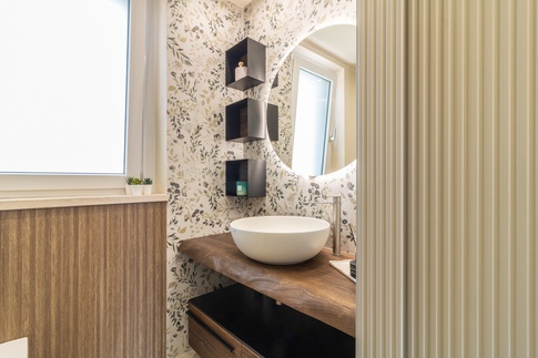 Bagno in stile moderno di 5 di Maria Cristina Orsi Architetto