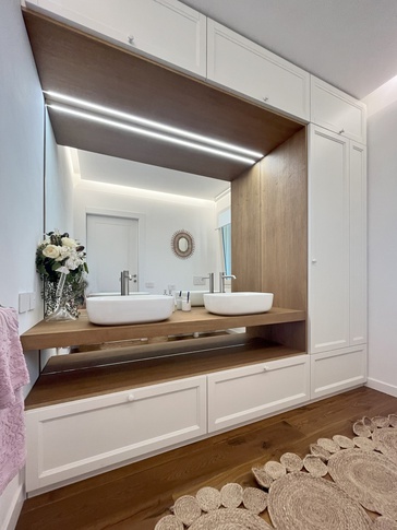 Bagno di Servizio in stile rustico di 5 di JFD Juri Favilli Design