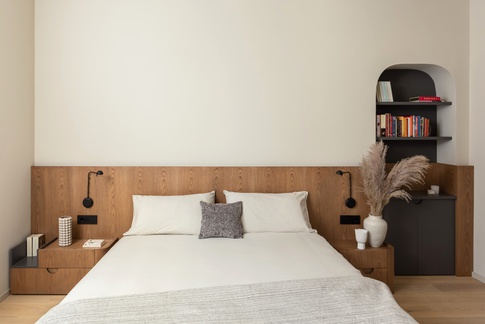 Camera da Letto in stile minimal di 20 di Hop!Arch