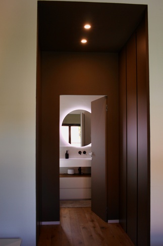 Camera da Letto in stile moderno di 17 di SuMisura Architetti Camera da Letto in stile moderno di 17 di SuMisura Architetti