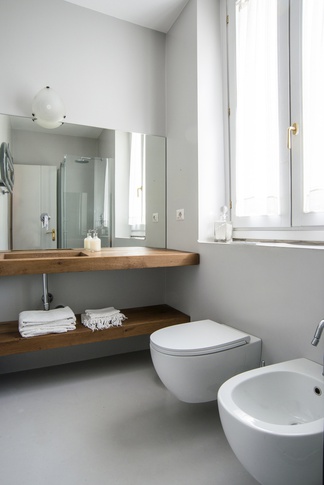 Bagno in stile contemporaneo di 4 di L2 Architettura