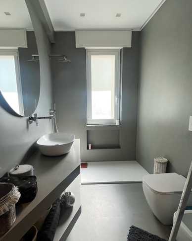 Bagno in stile contemporaneo di 10 di Architetto Trubini Maria Chiara