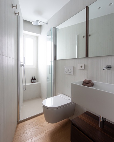 Bagno di Servizio in stile japandi di 2 di Ilaria Errigo Interior Design