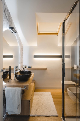 Bagno in stile moderno di 5 di Annalisa Carli Architetto