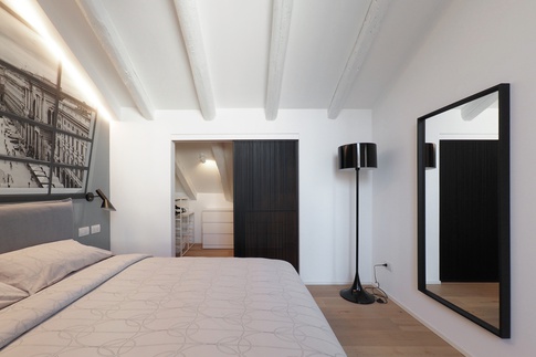 Camera da Letto in stile moderno di 15 di Desearq studio - architettura e interior design Camera da Letto in stile moderno di 15 di Desearq studio - architettura e interior design