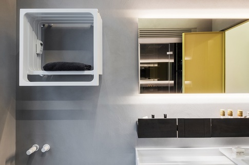 Bagno in stile contemporaneo di 6 di officineMAMA