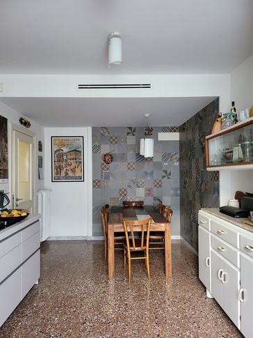 Cucina in stile moderno di 20 di Domus Dreams