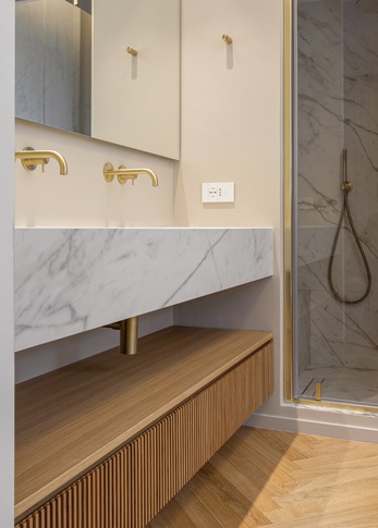 Bagno in stile contemporaneo di 5 di Ilaria Errigo Interior Design