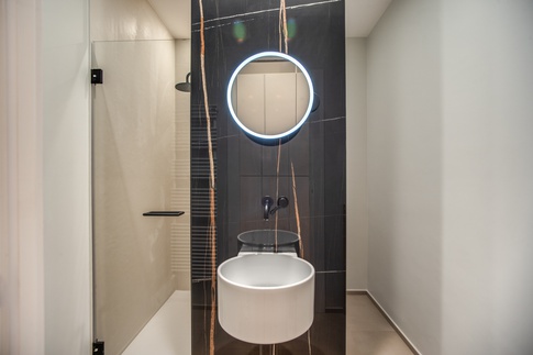 Bagno di Servizio in stile moderno di 4 di 2F Innova srl