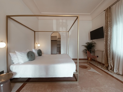 Camera da Letto in stile contemporaneo di 31 di LD INTERIORS