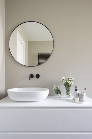 Bagno in stile minimal di 5 di Ilaria Errigo Interior Design