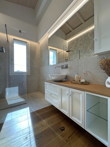 Bagno in stile rustico di 5 di JFD Juri Favilli Design