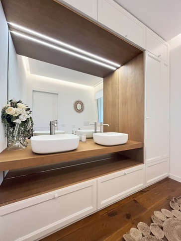 Bagno di Servizio in stile rustico di 5 di JFD Juri Favilli Design