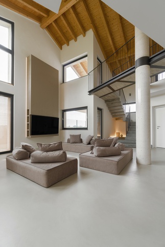 Open Space in stile soft industrial di 60 di Simona Fogalesi interior designer Open Space in stile soft industrial di 60 di Simona Fogalesi interior designer