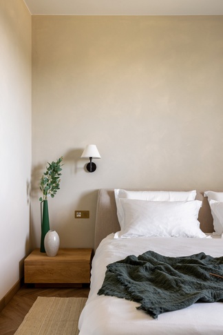 Camera da Letto in stile contemporaneo di 14 di Giulia Dalena