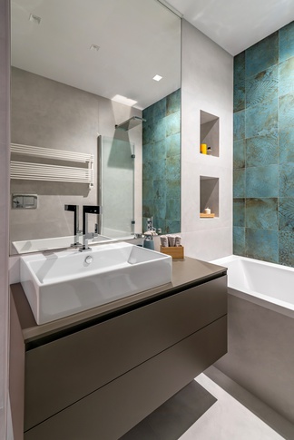 Bagno in stile moderno di 4 di MARTINA MAMELI ARCHITETTO