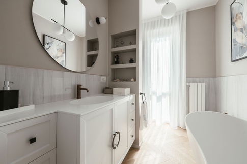 Bagno in stile classico di 6 di Annalisa Carli Architetto