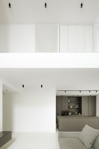 Open Space in stile contemporaneo di 50 di DV_A studio di architettura Open Space in stile contemporaneo di 50 di DV_A studio di architettura