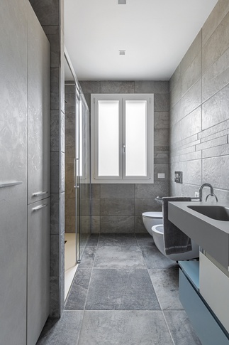 Bagno in stile contemporaneo di 6 di AD Design