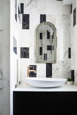 Bagno in stile contemporaneo di 2 di Architetto Sara Edalatkhah