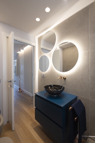 Bagno in stile moderno di 4 di MICHELE VOLPI STUDIO INTERIOR DESIGN