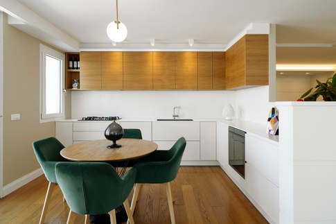 Cucina in stile contemporaneo di 19 di Studio Gaetano Riccardelli Cucina in stile contemporaneo di 19 di Studio Gaetano Riccardelli